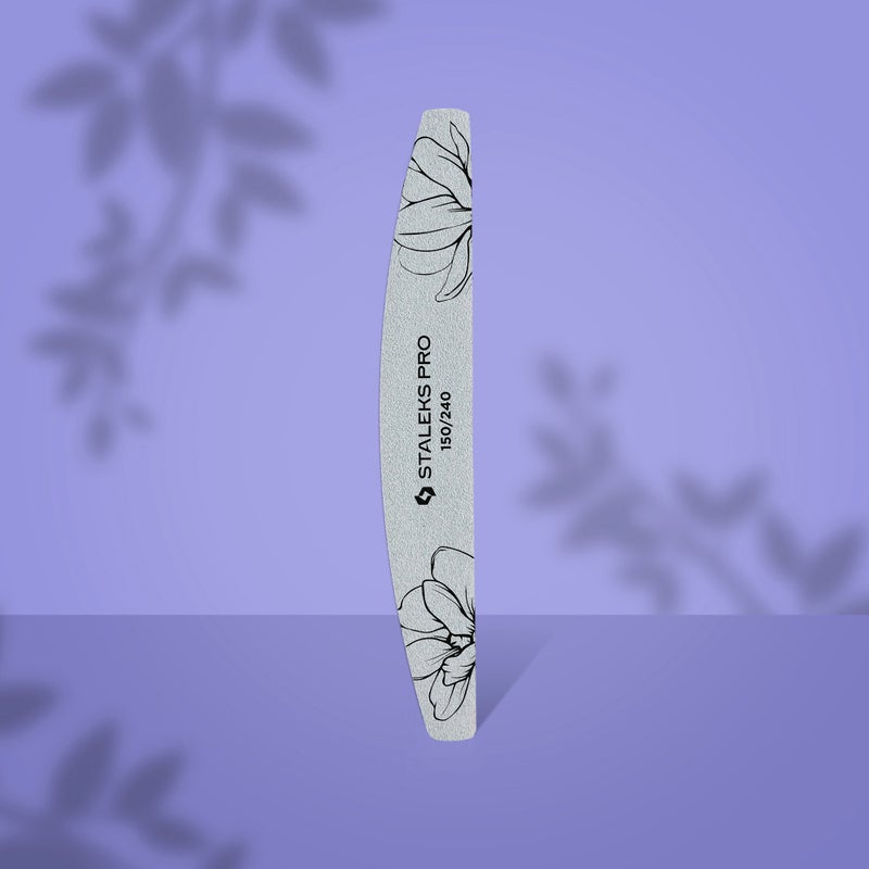 Puolikuu kaksipuoleinen kynsiviila.